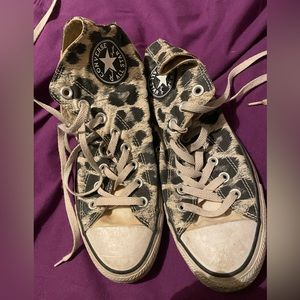 Gray cheetah comverse